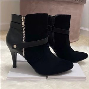 Black boots shoes heels for women size 10